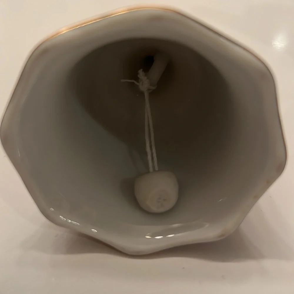 Vintage 🌸 3-Piece Mini Porcelain Set Bell, Teapot Egg Trinket Box Floral Small - Picture 5 of 16